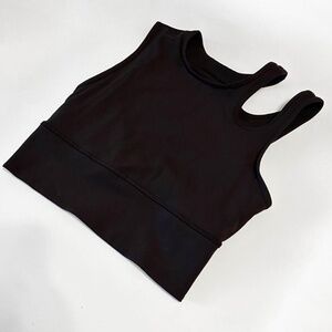 Lululemon cut out asymmetrical crop tank top Sz 4
